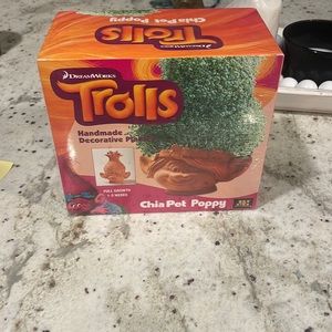 Poppy Troll chia pet